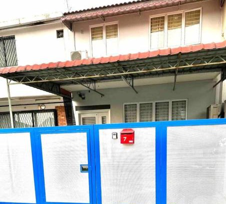 Taman Seri Gombak House | Free & Easy Leisure Homestay