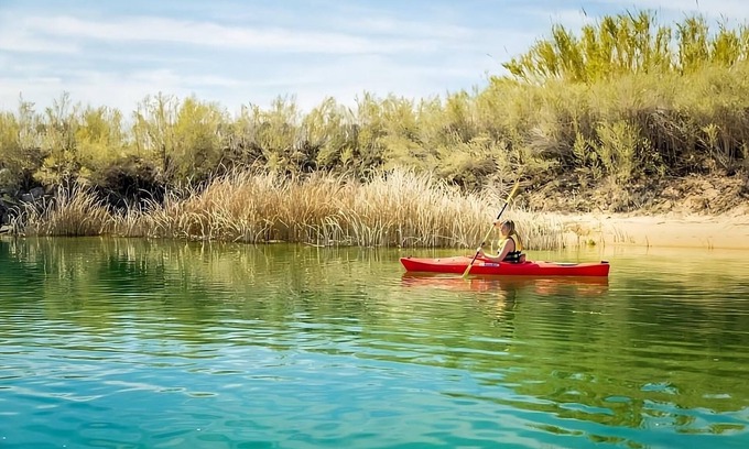 Laughlin Hotel | Free Parking, 2 x Santa Fe Queen Non Smoking Room at Edgewater Casino Resort