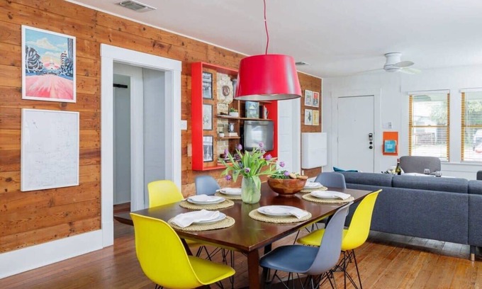 Hyde Park House | Free Parking, Walk to Food | Pastel - Portoro