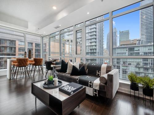 Downtown Toronto Apartment | freed Suites - Downtown Toronto