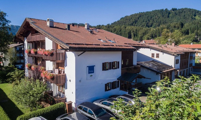 Bad Wiessee Apartment | Freihaus, 3-room maisonette, 1st floor, 2 balconies, west - apartments Trinkl