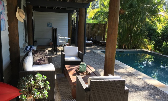 Tugun Bed & Breakfast | French style Bed&Breakfast on the Gold Coastnn