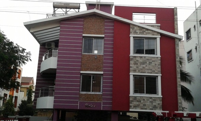 Pune House | Fresh and comfortable bedroom