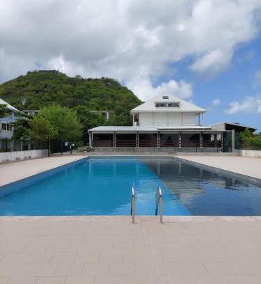 Marigot Apartment | Fresh Cool Love