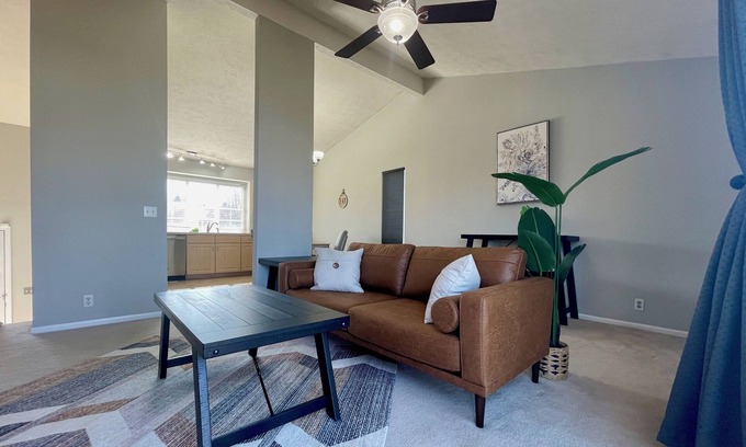 Omaha House | Fresh West Omaha Home For Your Entire Group