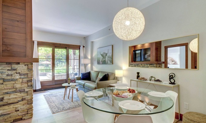 Versant Soleil Condo | Freshly Renovated Ski-In/Ski-Out Luxury Condo