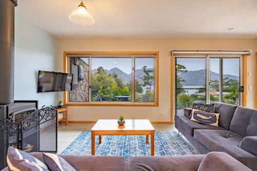 Coles Bay Apartment | Freycinet Stone Studio 5 - Greystone