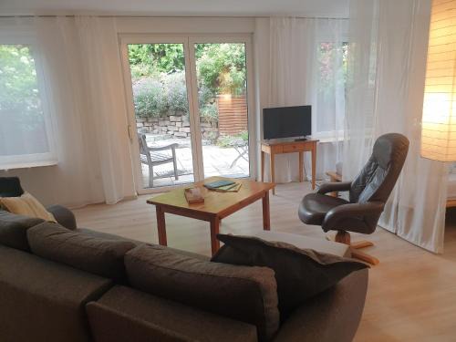Gross Schneen House | Friedland Luxe Souterrain Doppelbettzimmer