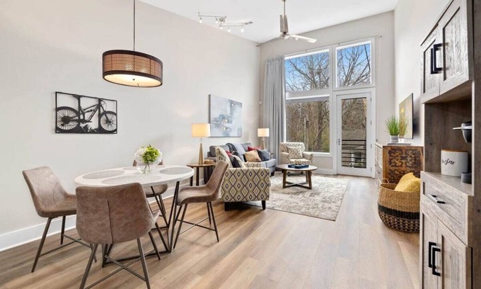 Fayetteville Apartment | Frisco Suite - 0.1 mi to MTB trail Walk to DT Fay