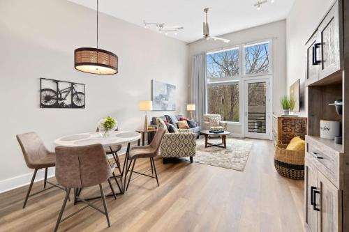 Fayetteville Apartment | Frisco Suite 01Mi to MTB trail Walk to DT Fay