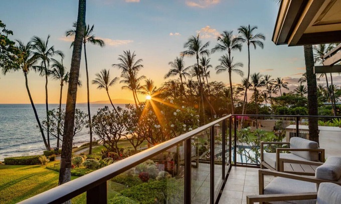 Wailea Condo | Front of the Front Row: Wailea Elua Resort 1002