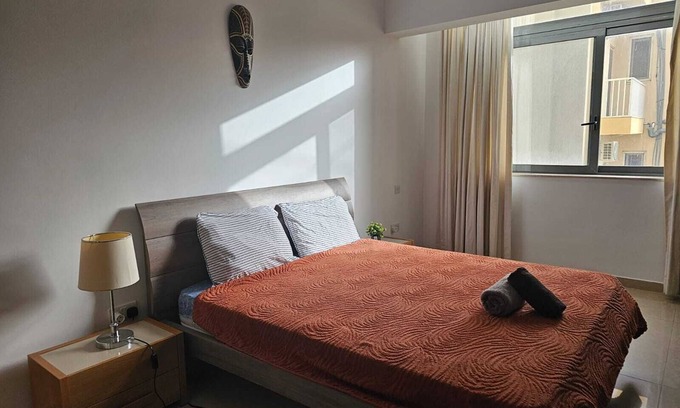 Madliena Apartment | Front Sea View 3 bedroom Huge Apartment Sliema parking