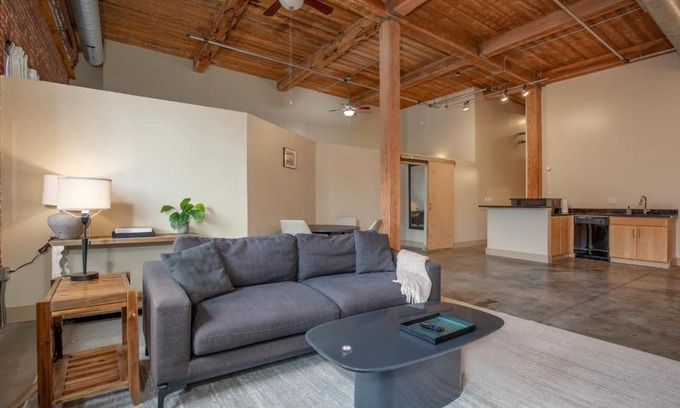 Downtown West Apartment | FRONTDESK Modern 2 BR Loft near Downtown West