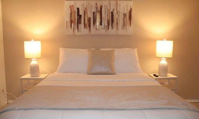 Eagle Pass Apartment | Frontier Traveler Stay