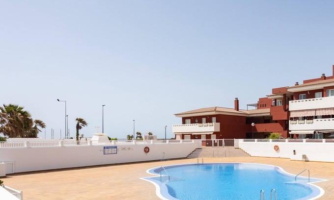 Puerto de Guimar Apartment | Frontline Starfish with pool