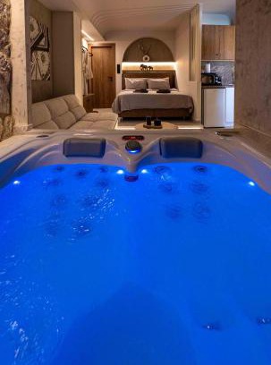 Larissa Apartment | Frourio Lodge A4