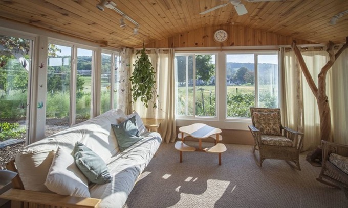 Reinholds Bed & Breakfast | Frush Farm Bed & Breakfast