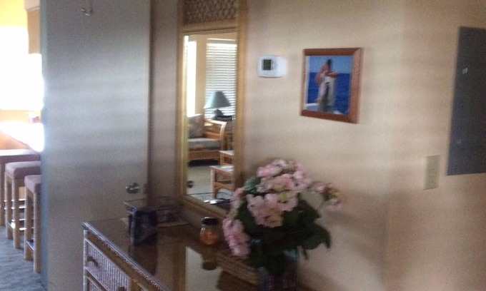 Panacea Condo | Full Cable And Sports And .two TVs.Wi-Fi Sleeps 6 Or More Full Kitchen.