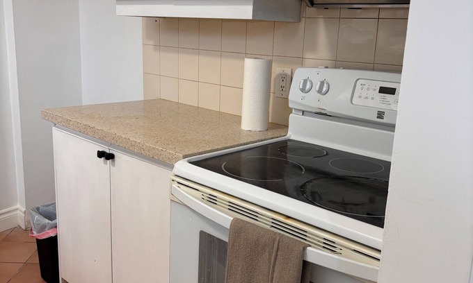 Fallingbrook House | Full Privacy, Free parking, 24/7 check-in possible