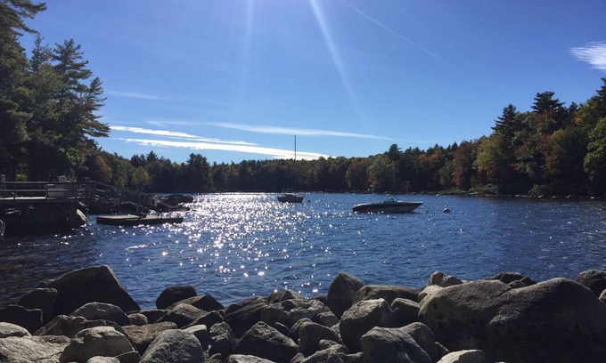 South Casco House | Full Season Beautiful Lakefront Retreat With Year Round Attractions