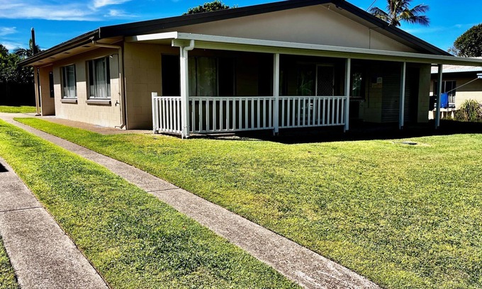Rainbow Beach House | Fullerton - Rainbow Beach. Only a Short Walk to Patrolled Beach