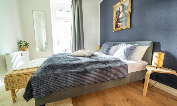 Kaßberg Apartment | FullHouse - Chemnitz - Leonardo Apt - 3 Bedrooms & Balcony