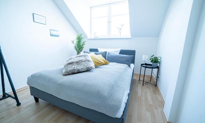 Sonnenberg Apartment | FullHouse - Chemnitz - M34 - 3 Beds - Nespresso