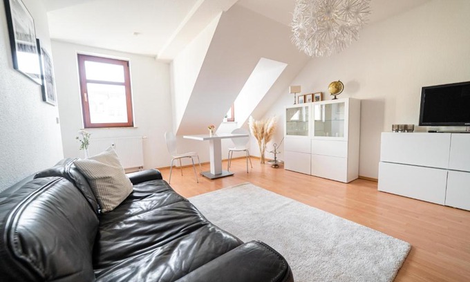 Altendorf Apartment | FullHouse - Chemnitz - W110 - SmartTV - 2 Bedrooms