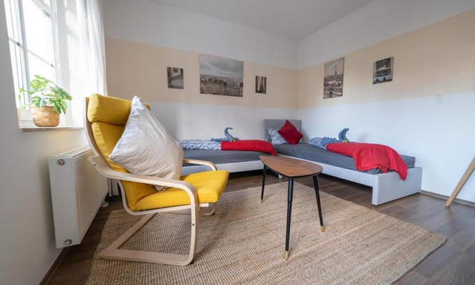 Zwickau Apartment | FullHouse - Zwickau - L12 - 2 Single Beds - Nespresso - SmartTV