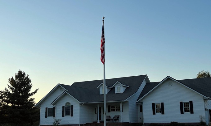 Murphysboro House | Fully custom modern four bedroom home on 13 acres with a stocked pond.