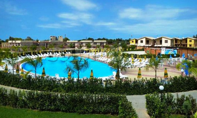 Campofelice di Roccella Villa | Fully equipped villa, Garden, Terrace, Barbecue, Swimming Pool and animation