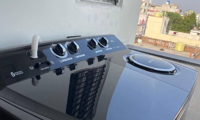 Nagpur House | Fully Equipped Kitchen Homen
