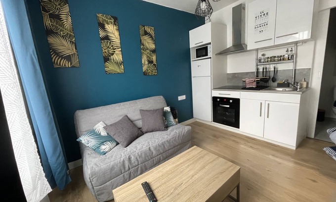 Chatellerault Apartment | Fully equipped studio 14m²