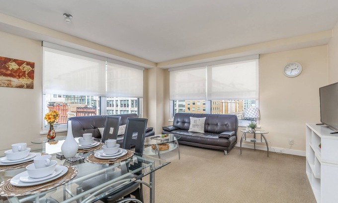 Penn Quarter Apartment | Fully Furnished 2 Bedroom Apartment in Washington DC by RedAwning