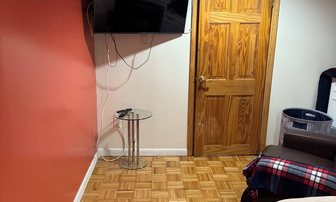Cambria Heights House | Fully Furnished Basement Apt with Separate Entrance in quiet neighborhood Queens