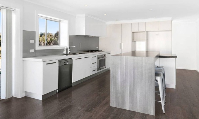 Sutton Apartment | Fully furnished beautiful Shed House Sutton, NSW