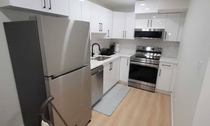 Southwest Edmonton Apartment | FULLY FURNISHED BRAND NEW 2-BEDROOM BASEMENT SUITE nFamily friendly house.