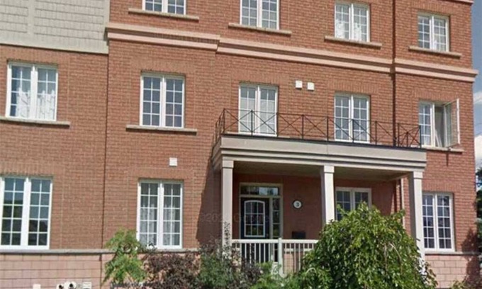 Village at York University House | Fully Furnished Bright and Luxurious Bedroom in North York-3