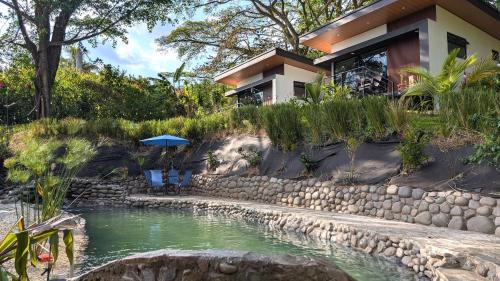San Jose Apartment | Fully furnished lodge with hot tub and pool - Alto Castillo