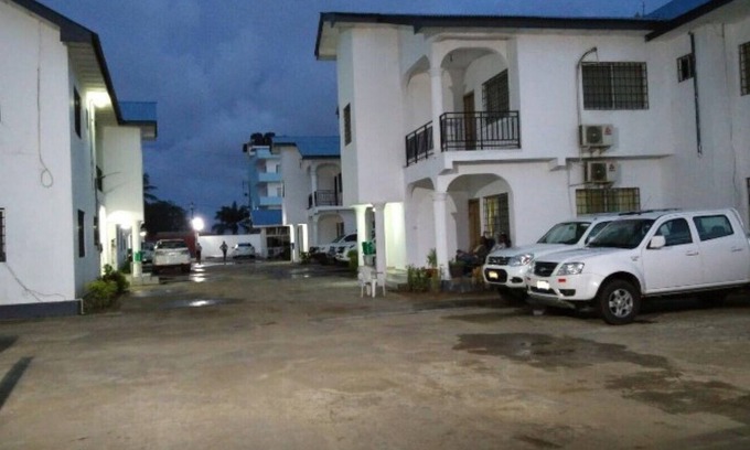 Monrovia House | Fully Furnished & Serviced 1Bed apartment Seventeen