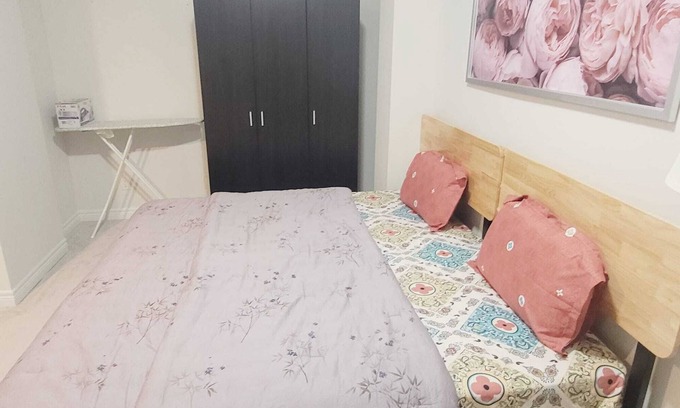Kitchener House | Fully Furnished Studio Basement apartment in Huron Park, Kitchener