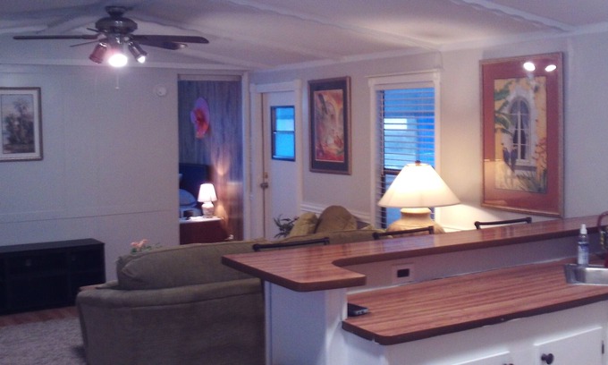 New Port Richey East House | Fully Furnished, newly renovated 2/1.5 mobile home in quiet, well kept community