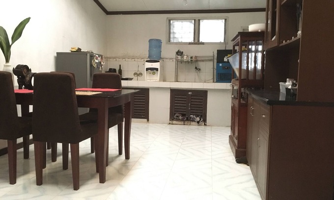 Mawab House | Fully-furnished with Wi-Fi @ Nabunturan