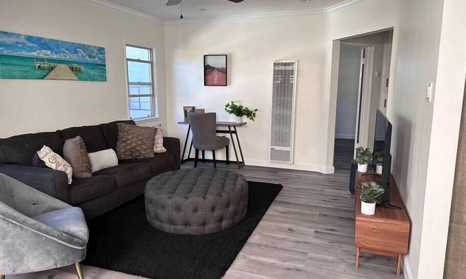 West Hollywood Apartment | Fully remodeled 1 bedroom in prime West Hollywood.