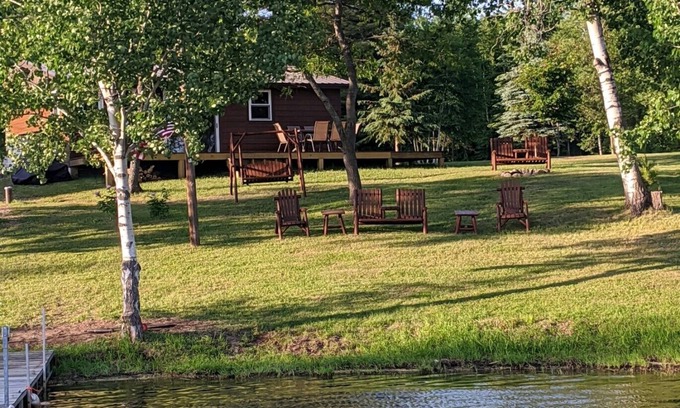 Tomahawk Cabin | Fully Renovated Cabin on Lake Nokomis/Bridge Lake