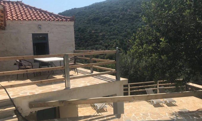 Livadi House | Fully renovated house in listed village