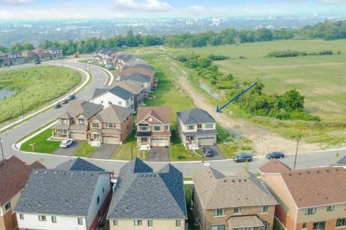 Hamilton Apartment | fully Yours, Brand New Basement, private entrance