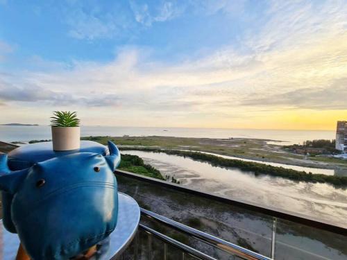 Taman Melaka Raya Apartment | FullySeaView#2Bedrooms#Netflix#FreeParking#PrivateBathtub#RoomWithBalcony#ImperioResidence