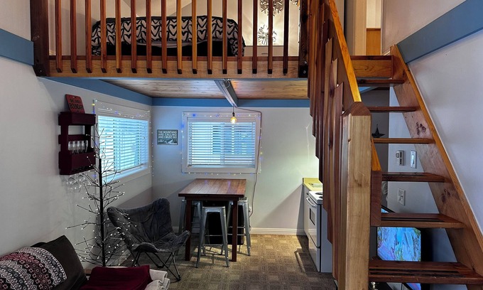 Okanagan-Similkameen House | Fun and Affordable 2 Bedroom Apex Mountain Townhouse