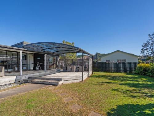 Whangamata House | Fun at Whangamata - Whangamata Holiday Home
